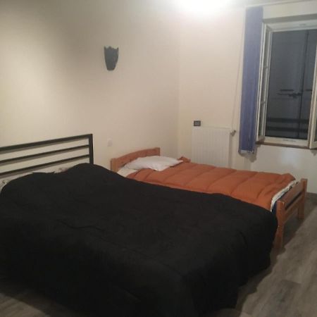 Chambre Familiale Chez L Habitant ロリオル・シュル・ドローム エクステリア 写真